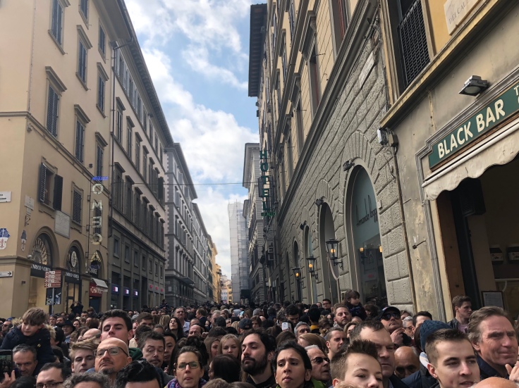 The crowd at Il Scoppio del Carro.